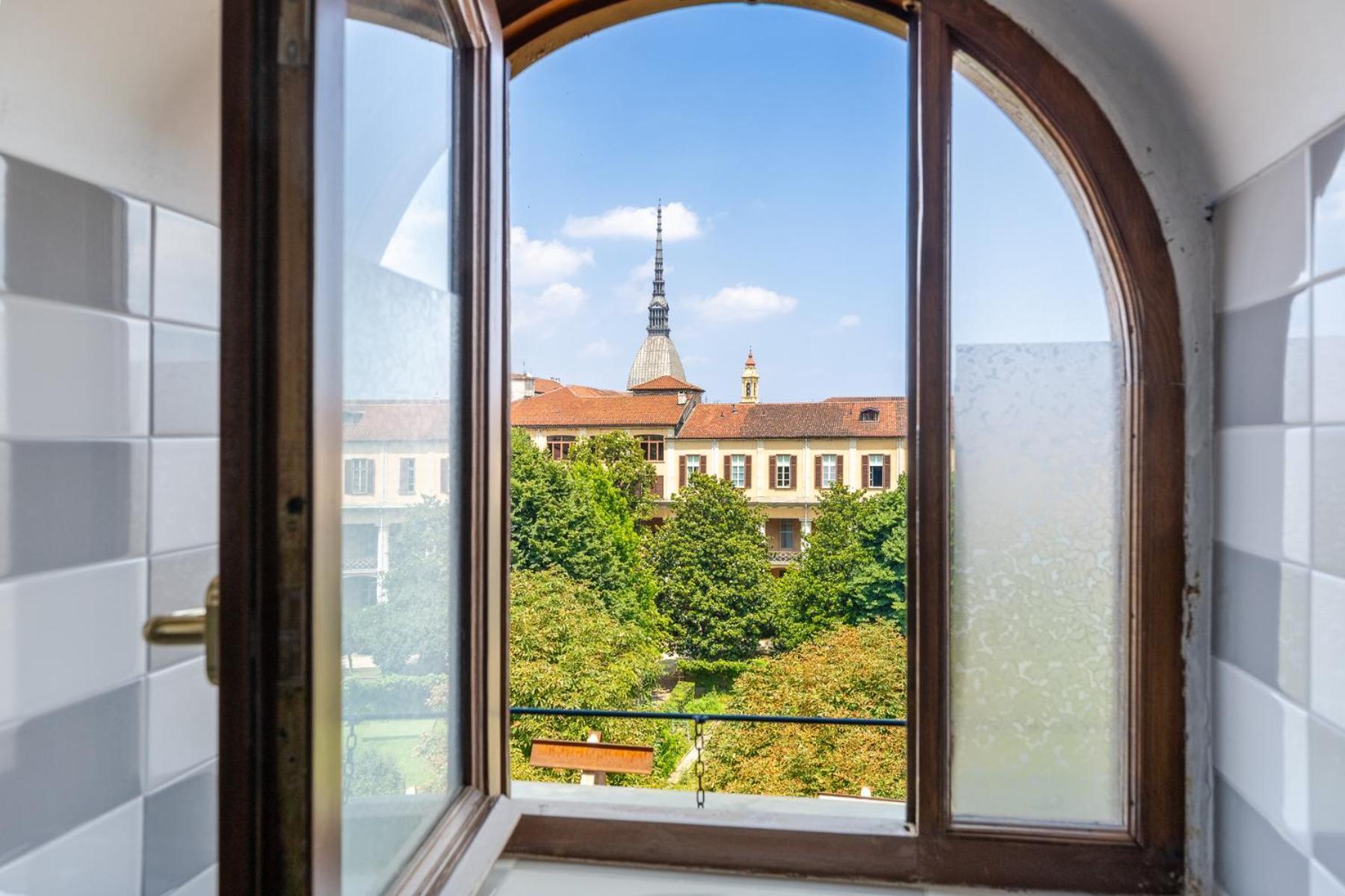 Giolitti 39 - Moderna Mansarda Nel Cuore Di Torino Extérieur photo